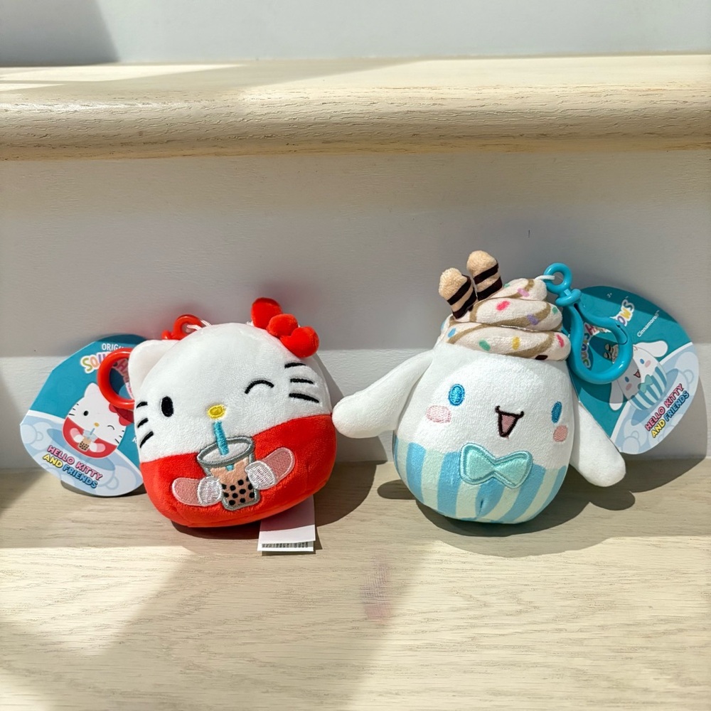 SQUISHMALLOW | Hello Kitty & Cinnimoroll Bag Clips